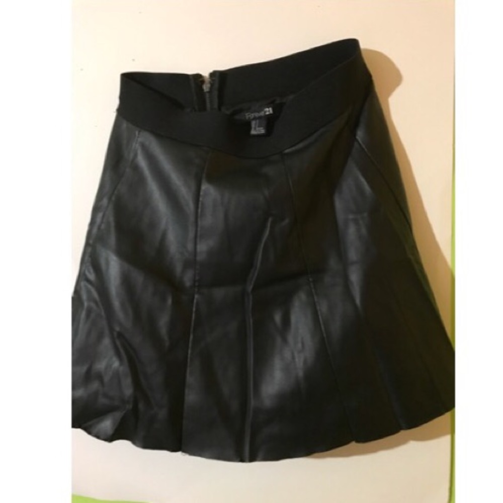 Forever 21 skater skirt